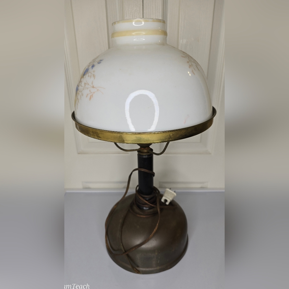 Vintage Farmhouse Brass Kerosine Converted Electric Lamp